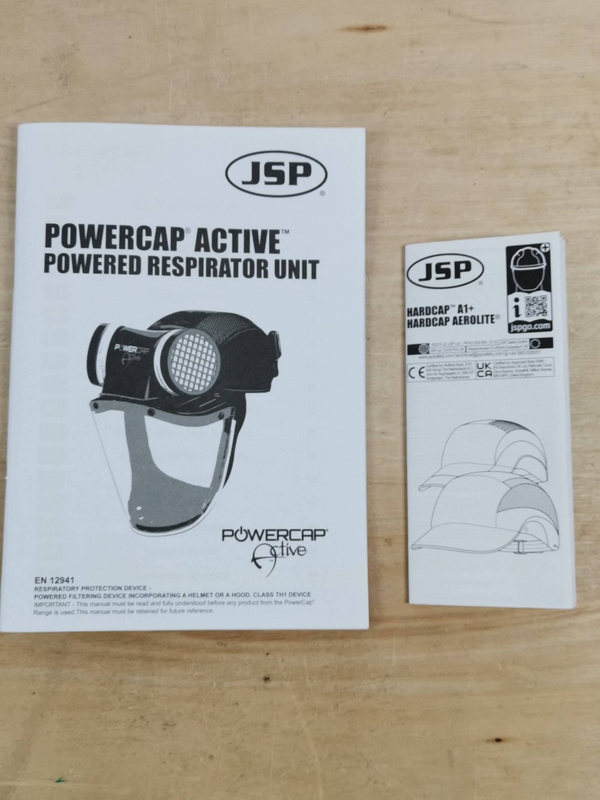 JSP Powercap Active IP 8hr Multi Plug - Black : : DIY